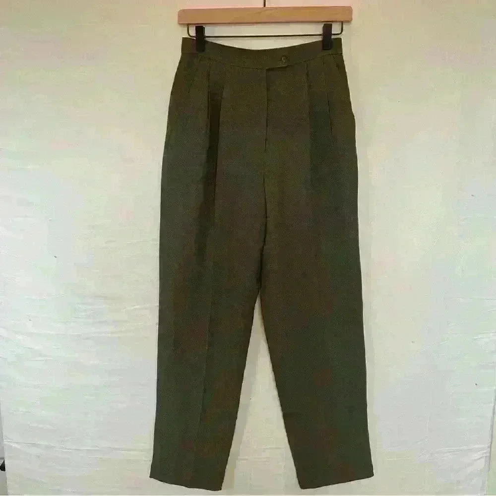 Causal corner pleated grey pants size 4